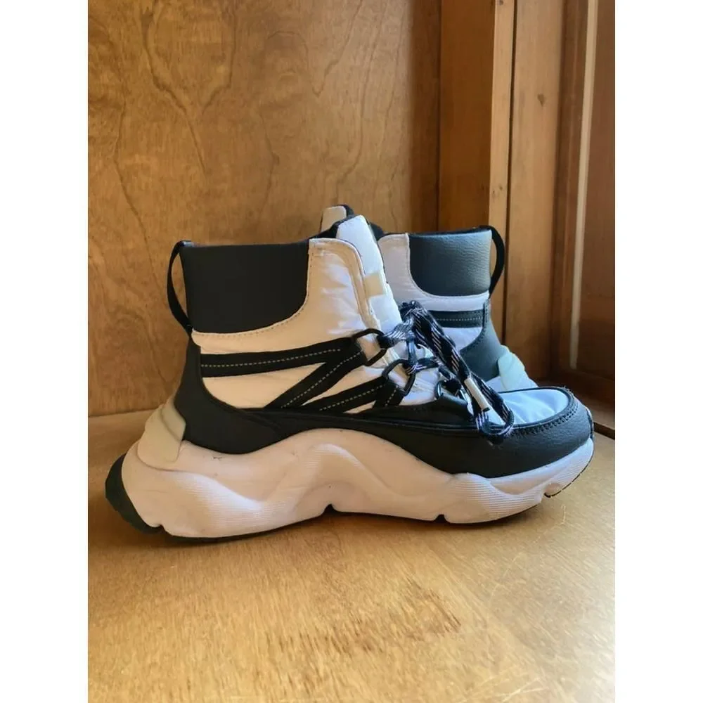 Sorel Kinetic Rnegd Insulated Waterproof Sport Boot‎ White Black SZ 6 NEW $140